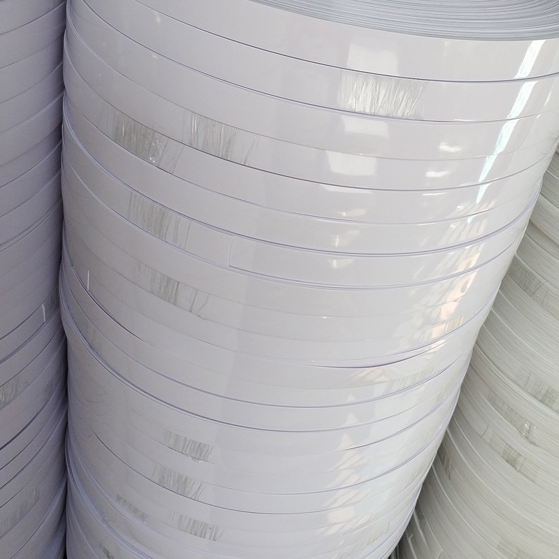 Bandas de borde de PVC de alto brillo blanco prepegadas para diseño de muebles de lujo Bandas de borde de PVC de alto brillo blanco prepegadas para diseño de muebles de lujo